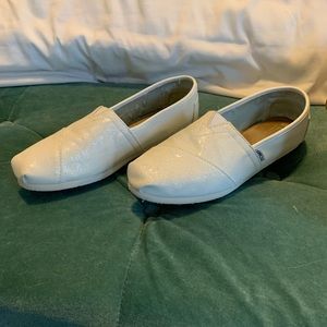 White glitter Toms